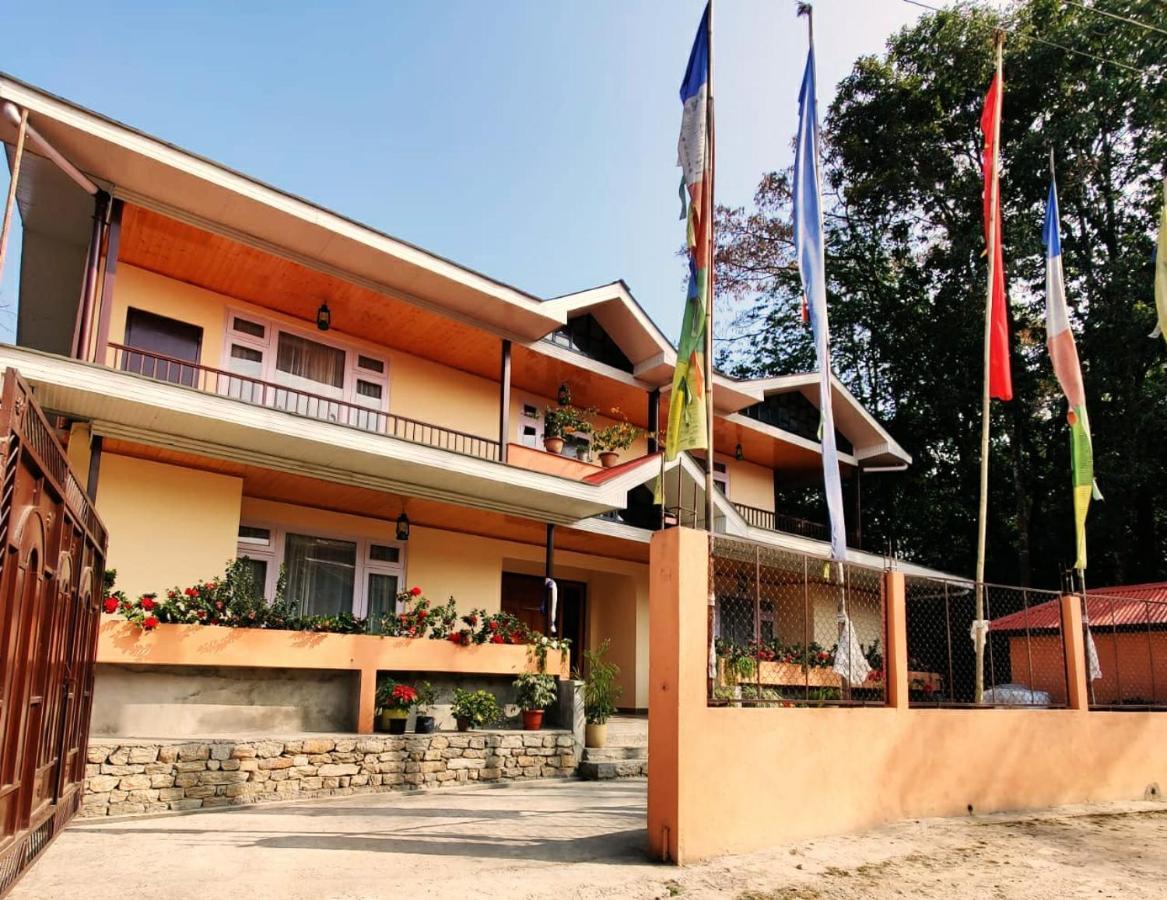 Martam Village Homestay Гангток Экстерьер фото