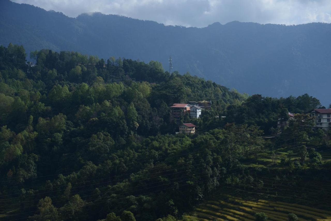 Martam Village Homestay Гангток Экстерьер фото